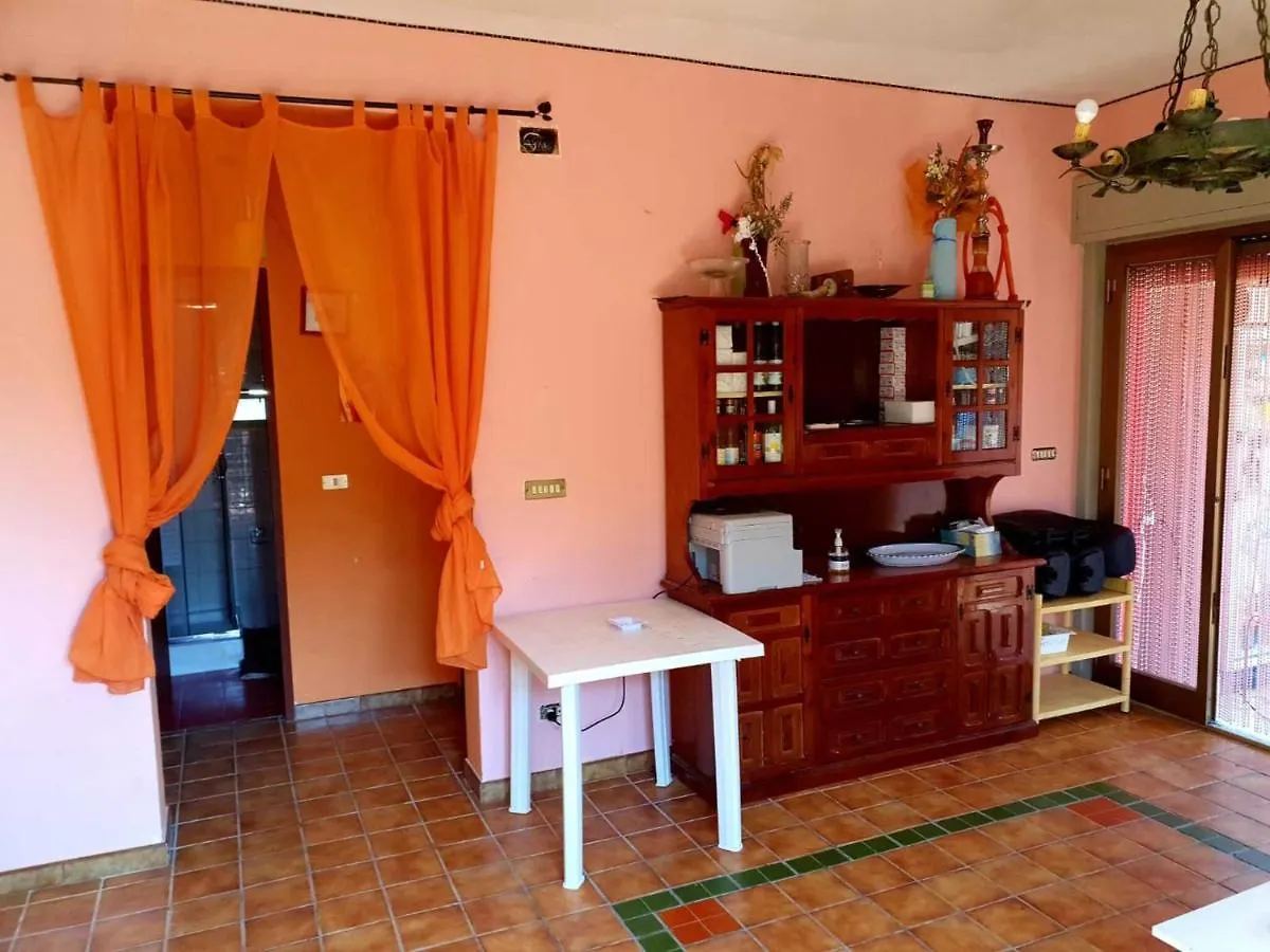 Villa Parco Morello Piano Terra Villarosa イタリア