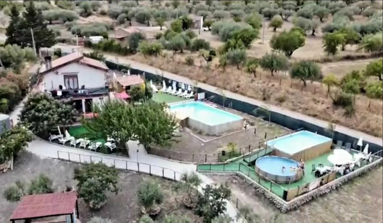 Villa Parco Morello Piano Terra Villarosa イタリア
